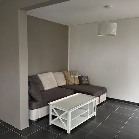 Spacious With Balcony Apartment *